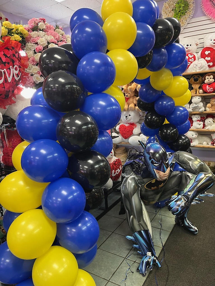 Batman Air walker with arch balloon decor