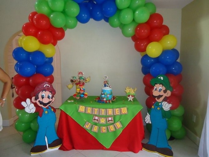 Mario Theme Cake Table